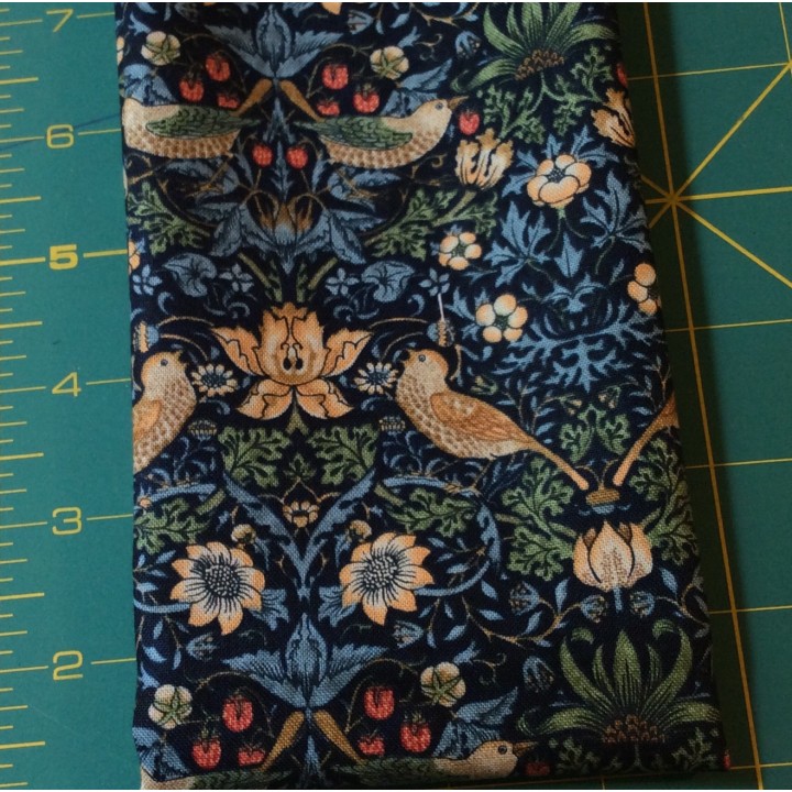 William Morris - Strawberry Thief Navy